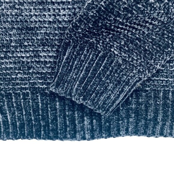 SOAKED IN LUXURY Chenille V-Neck Pullover Sweater size medium Black - Picture 8 of 11